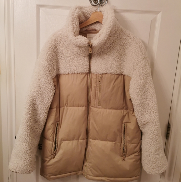 Stylish Winter Coat! - Picture 1 of 7